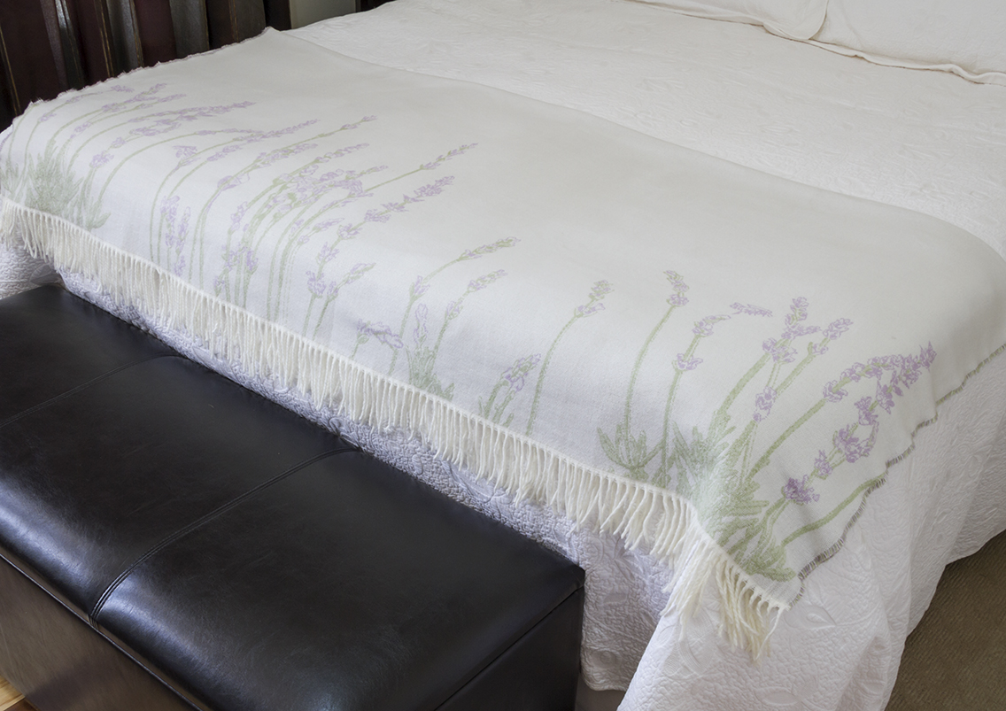 lavender-throw-2-lighter-in-colour-